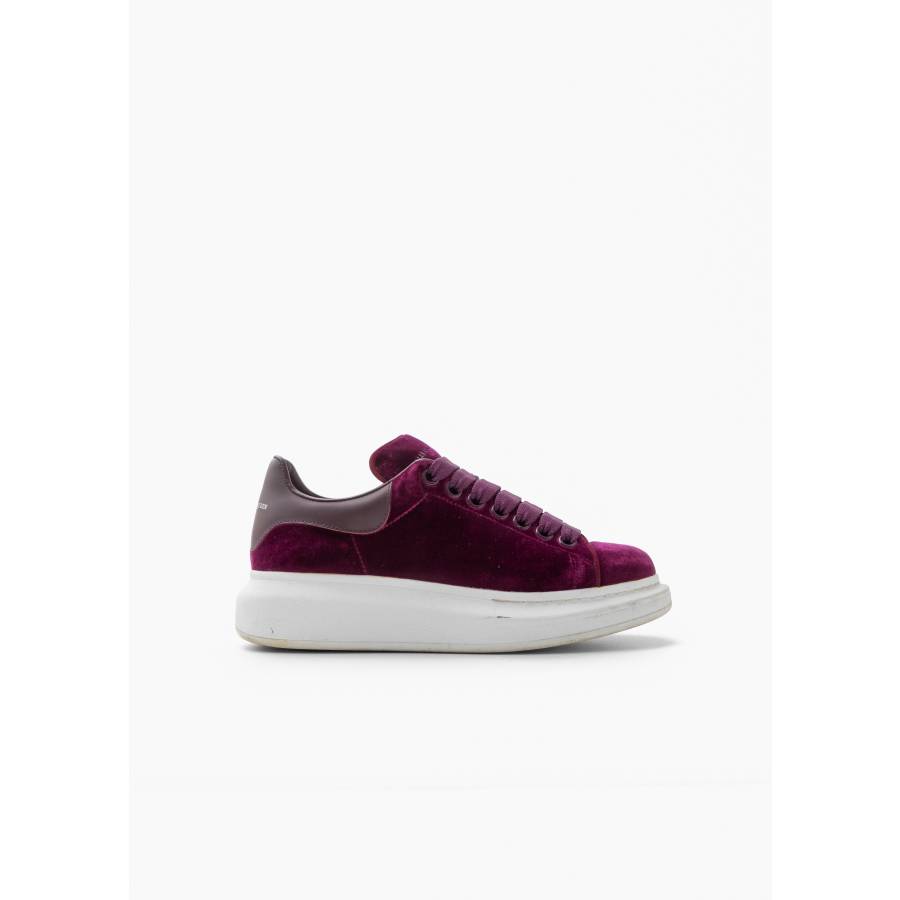 Bordeaux velvet sneakers