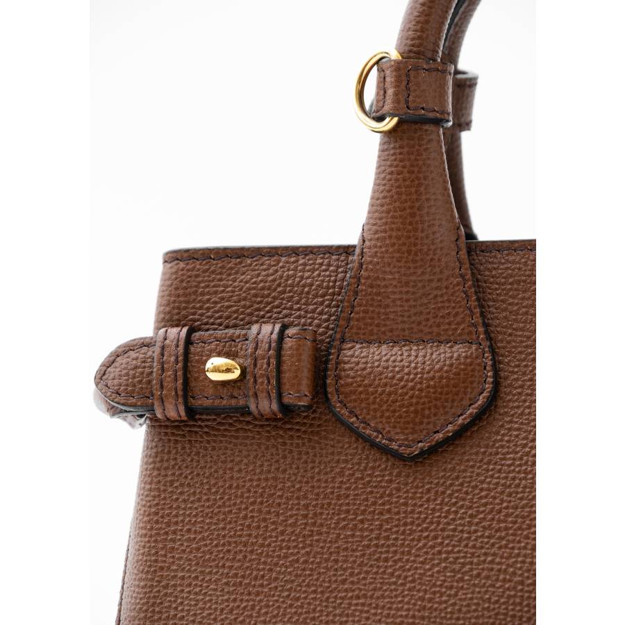 Sac marron en cuir