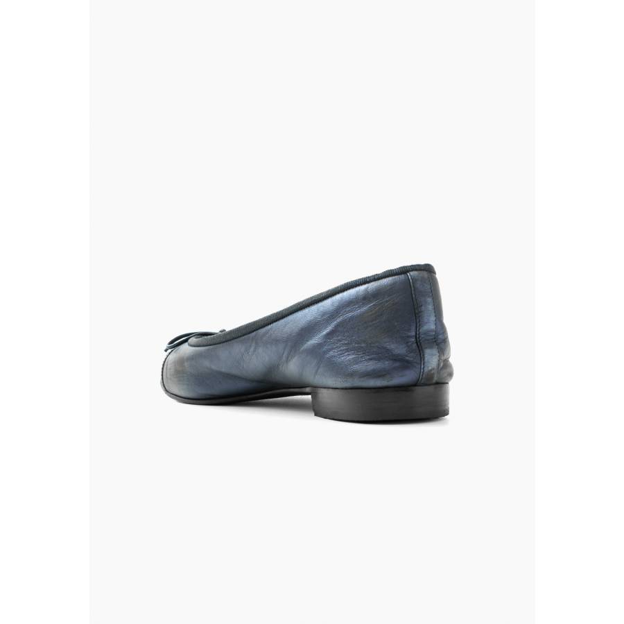 Blue metallic leather ballerinas