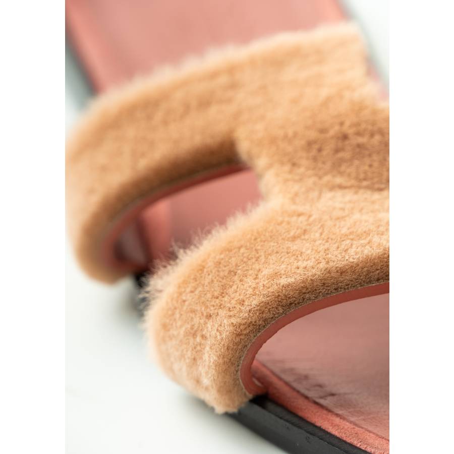 Oran sandals in pale pink mink fur