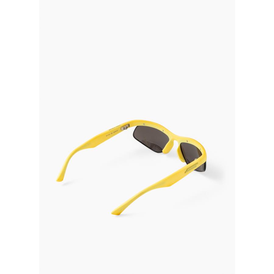 Lunettes de soleil jaune