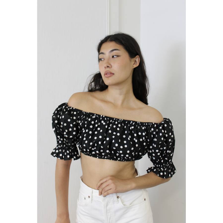 Cotton short top with polka dots