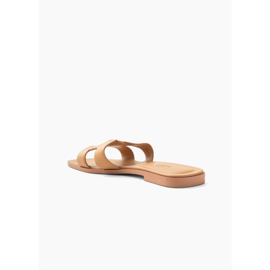 Oran sandals in pale pink leather