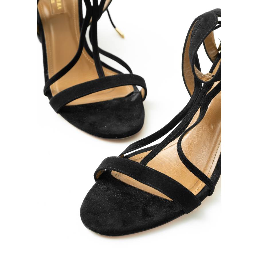 Beverly Hills lace-up sandals in black suede leather