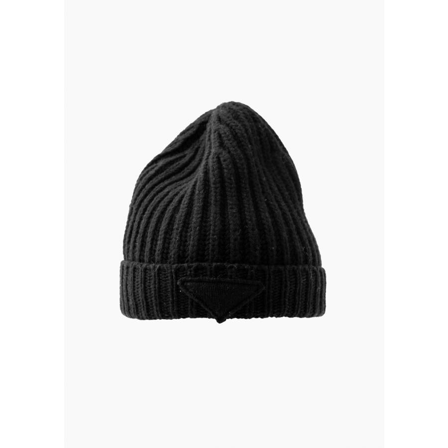 Black wool and cashmere hat