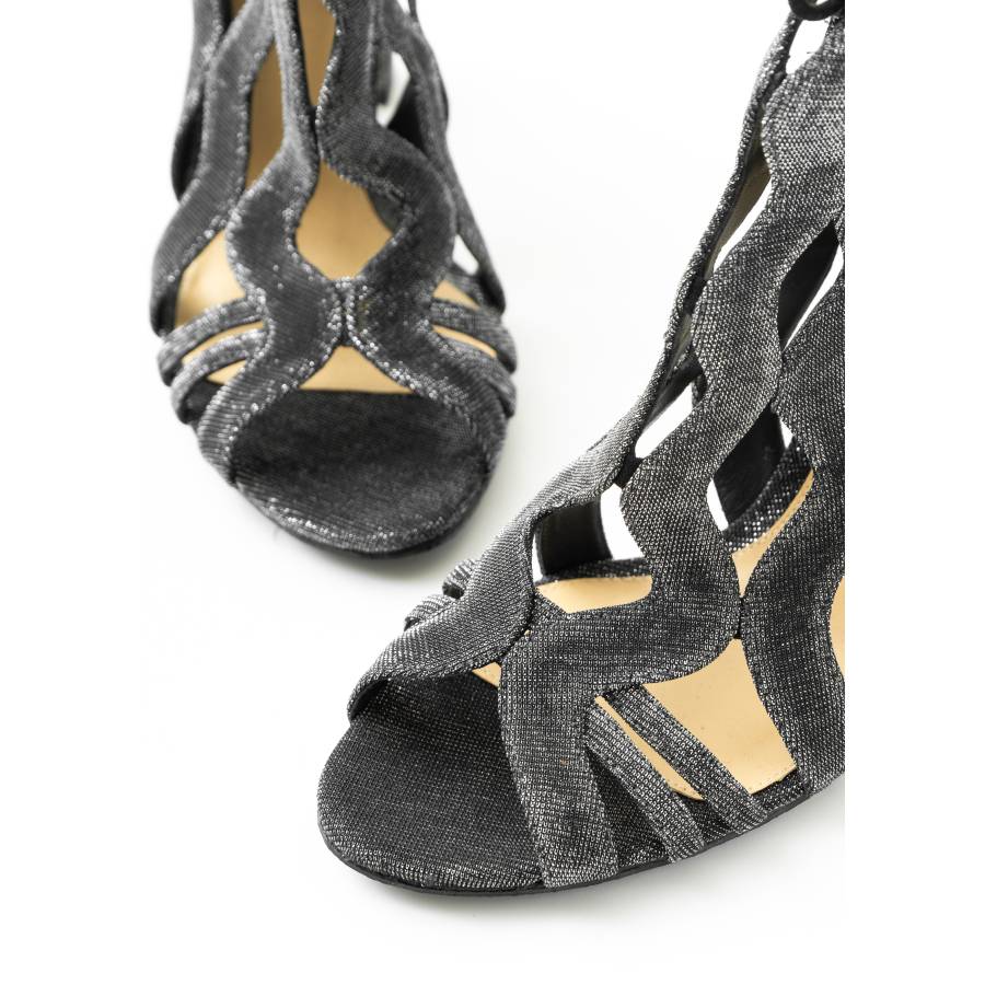 Loreta Cage sandals