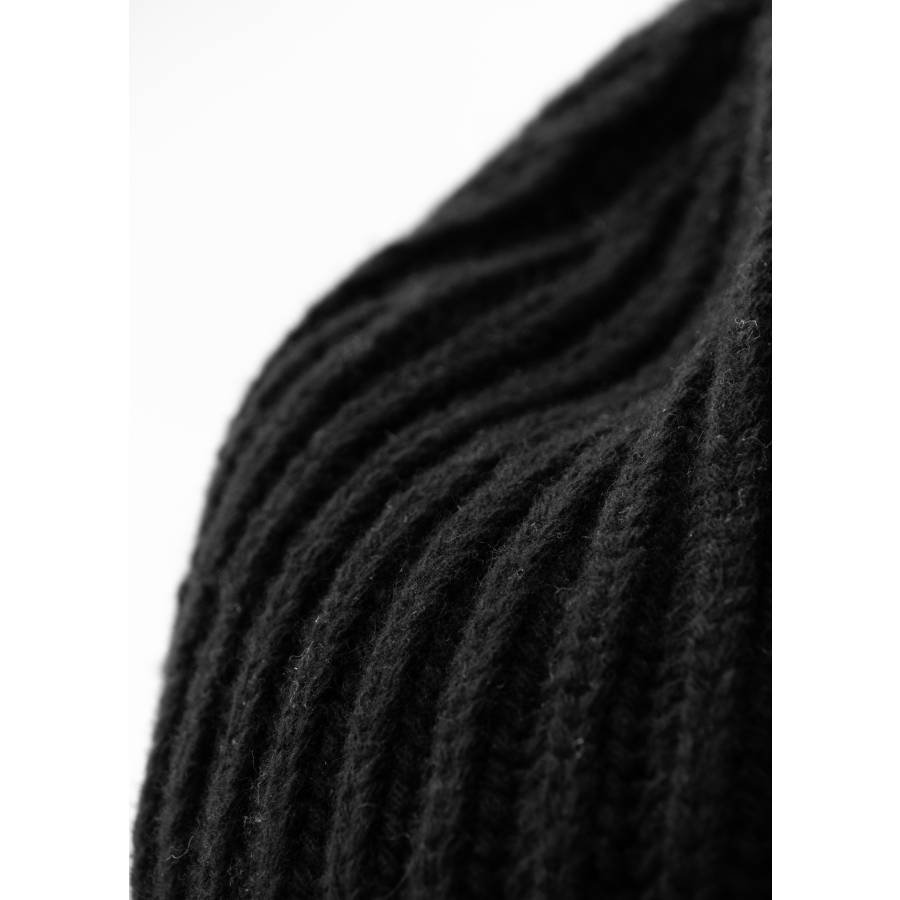 Black wool and cashmere hat