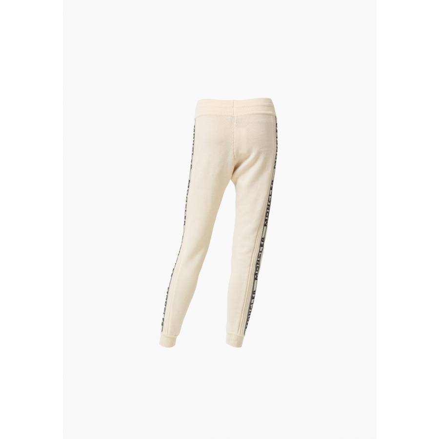 Ecru knitted pants