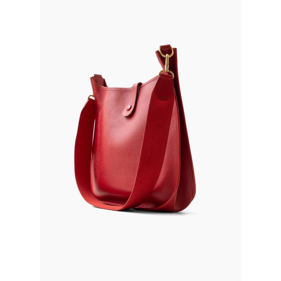 Evelyne 29 Taurillon Clemence red