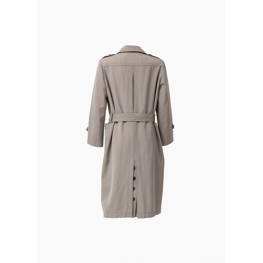 Trench coat with epaulets