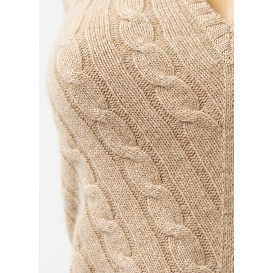 Cable knit top