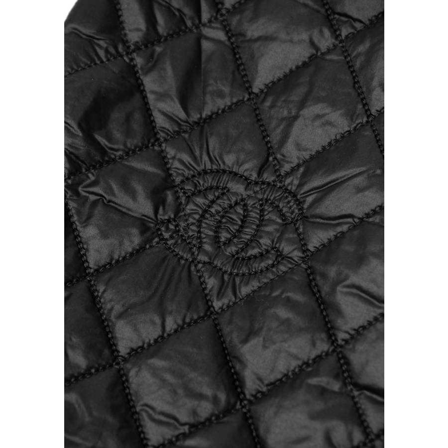 CC quilted nylon scarf