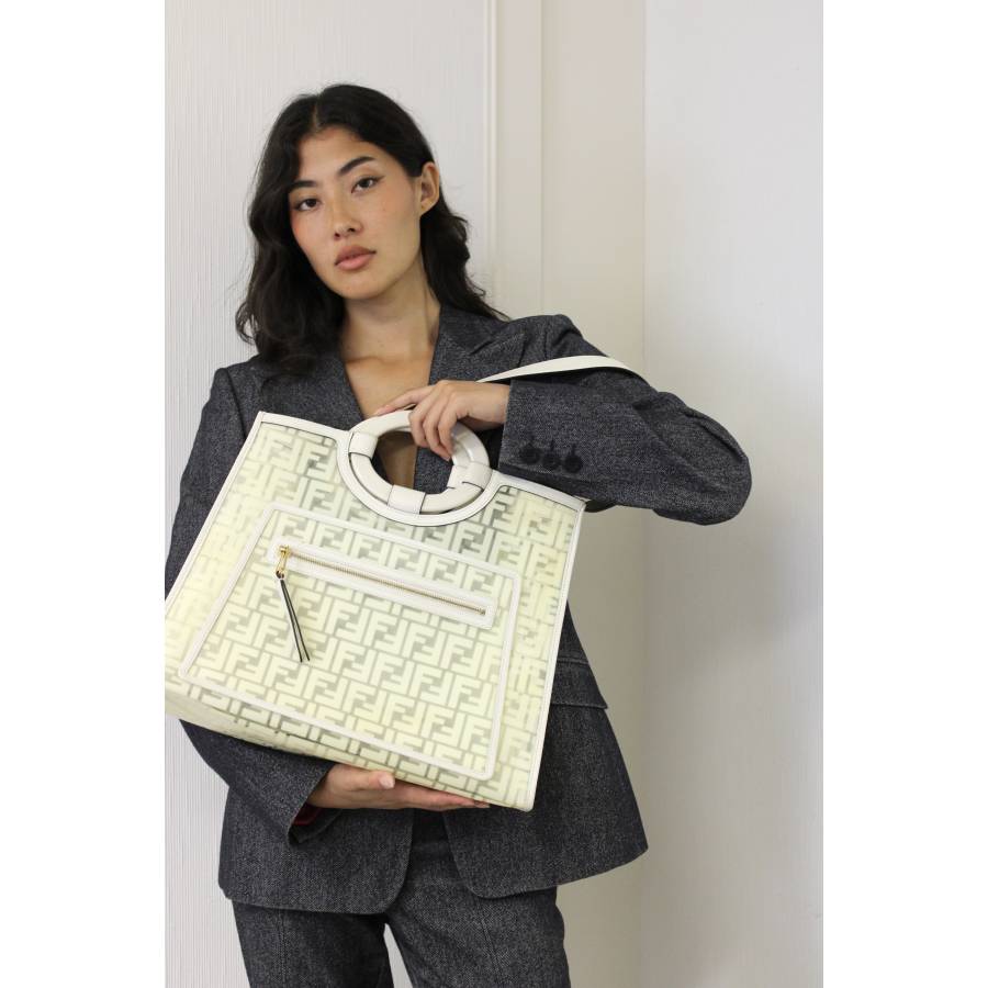 White Zucca Runaway shopper bag