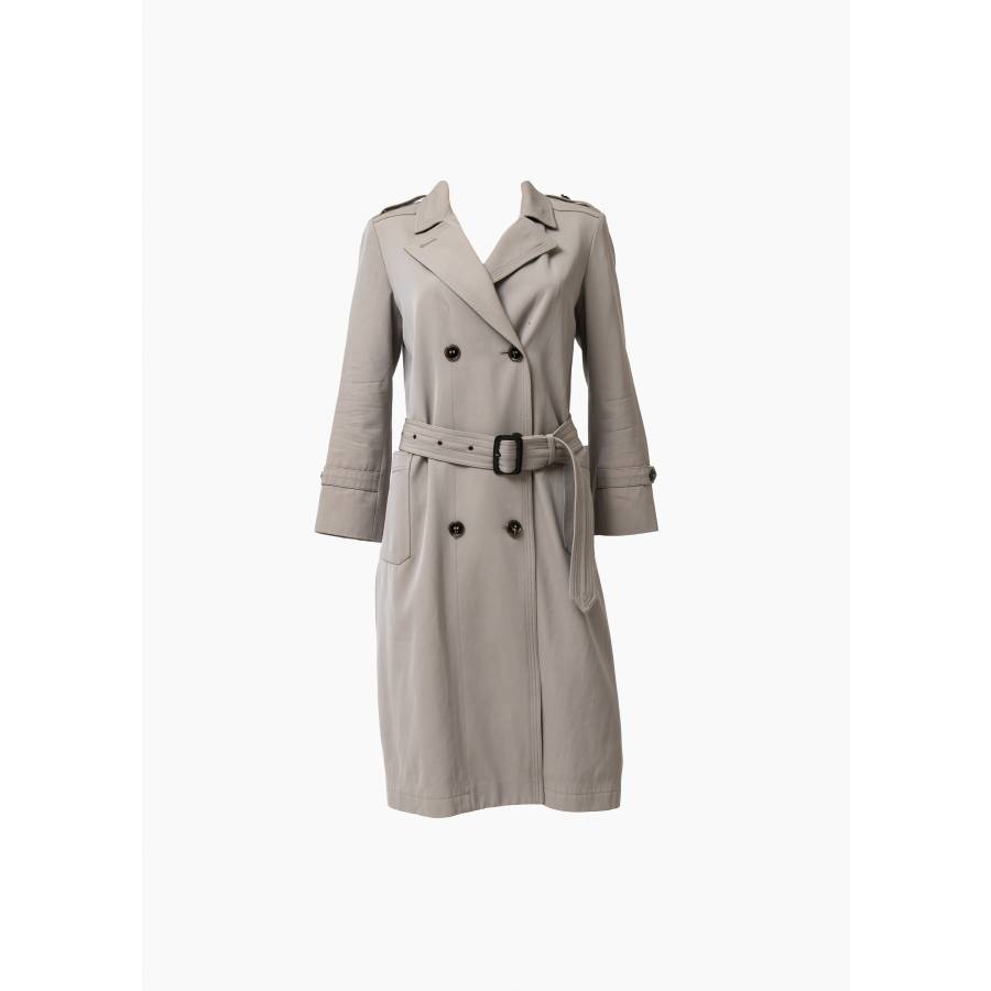 Trench coat with epaulets