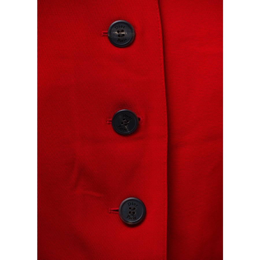 Robe rouge à manches longues