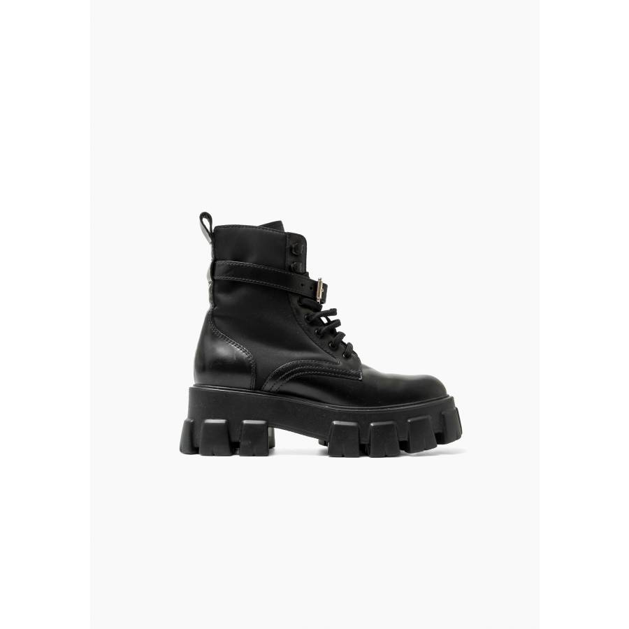 Monolith black two-component nylon and leather boots