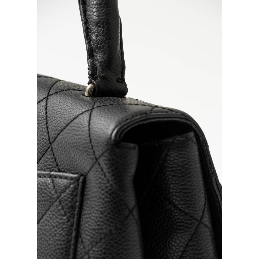 Sac à main Kelly en caviar noir