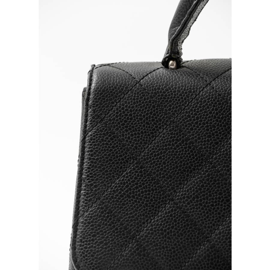 Kelly handbag in black caviar