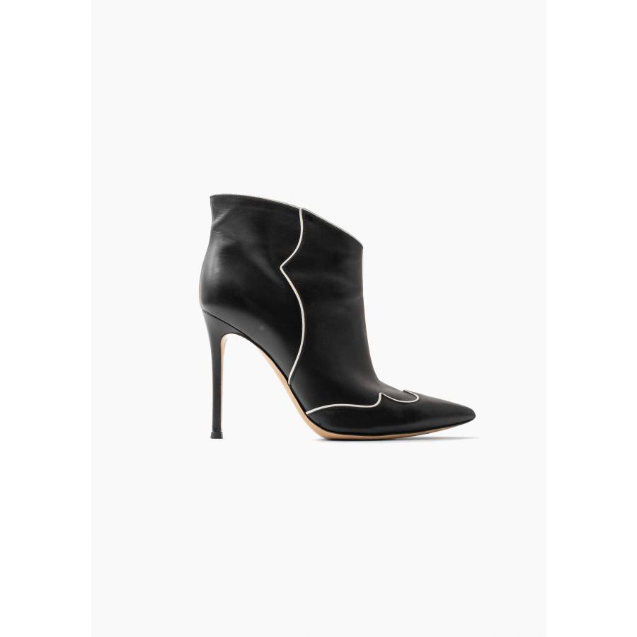 Bottines noires et blanches en cuir