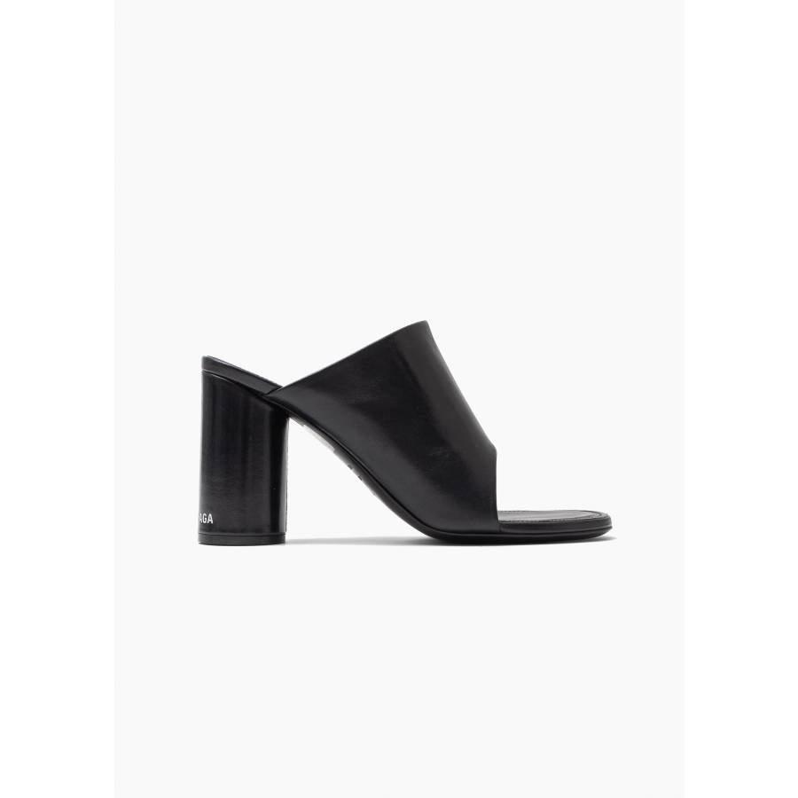 Black heeled mules