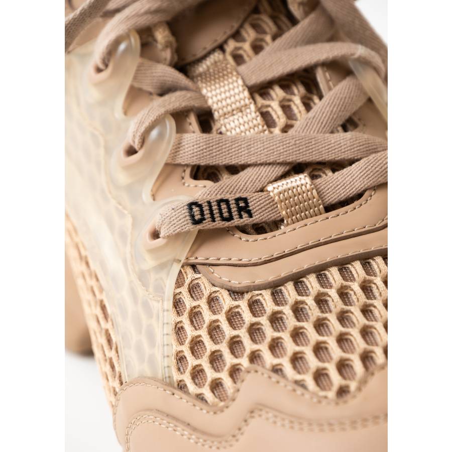 D-Connect nude sneakers