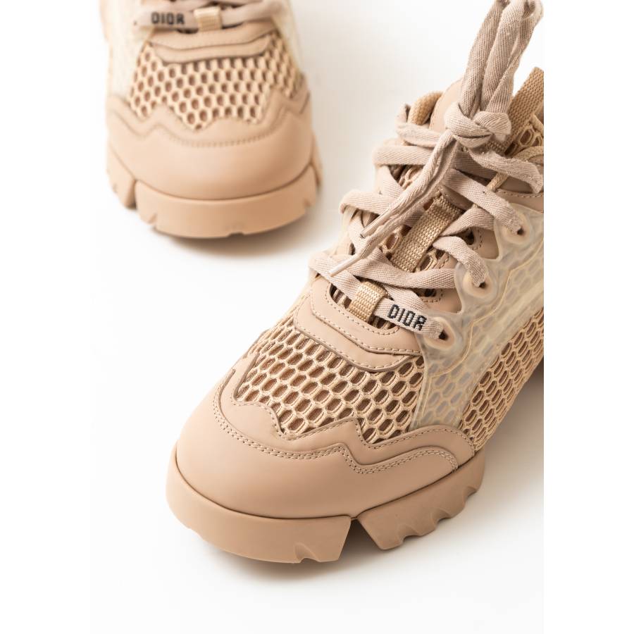 D-Connect nude sneakers