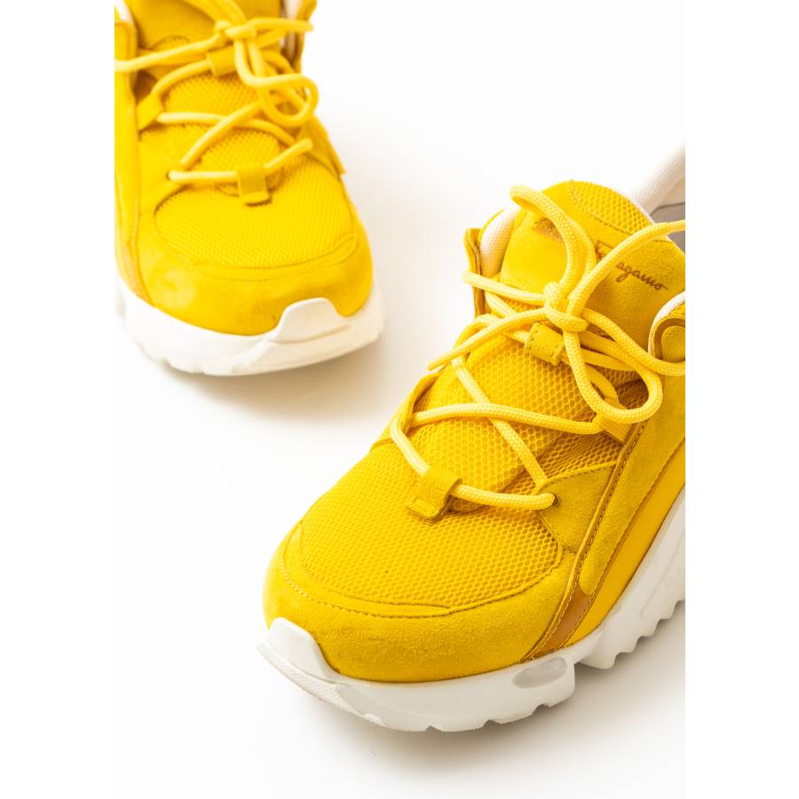 Sneakers urbaine jaune