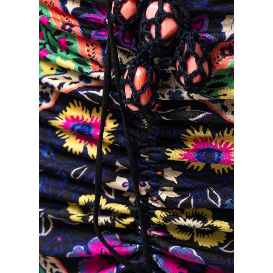 Langes mehrfarbiges Kleid