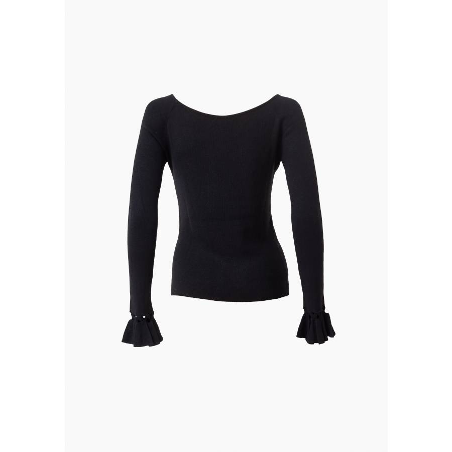Haut noir à col bateau