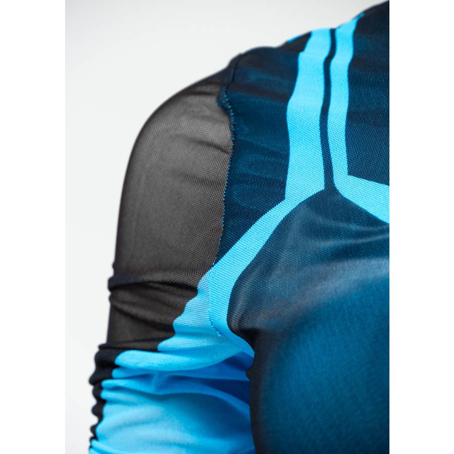 Top abstrait en tulle stretch