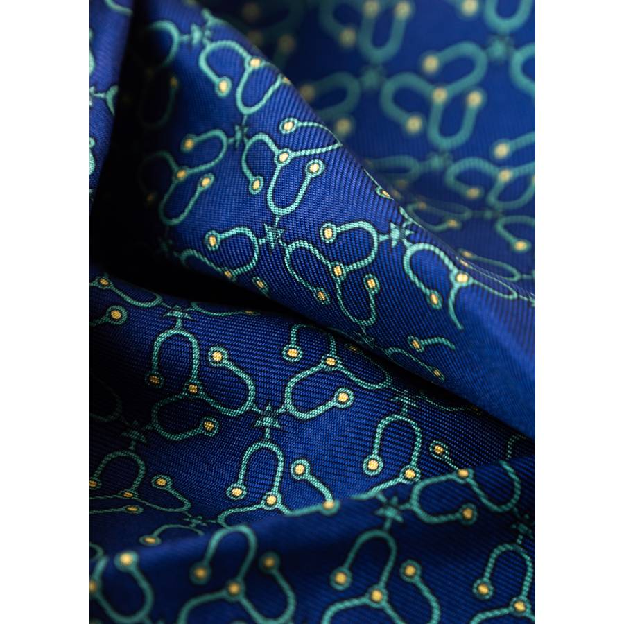 Gavroche 45 aus blauer Seide