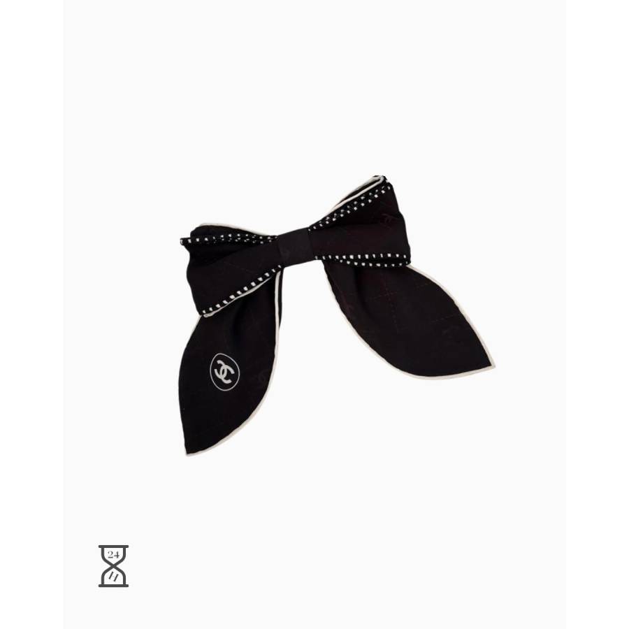 Noeud ruban en soie noir et blanc