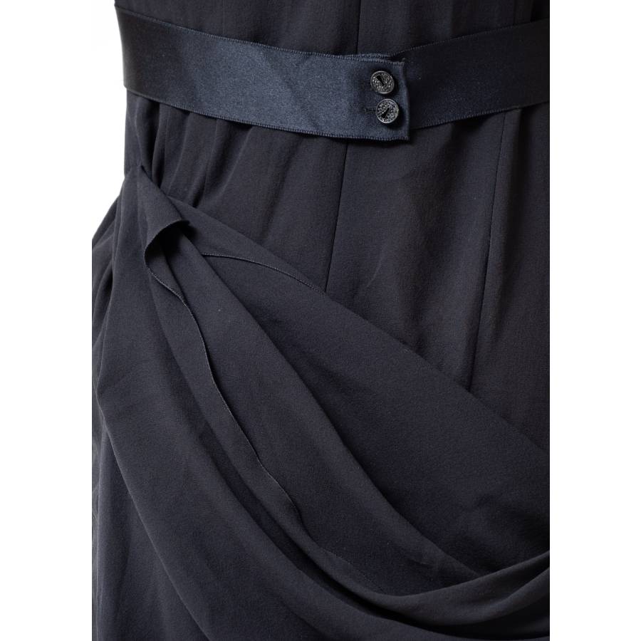 Robe noire en soie