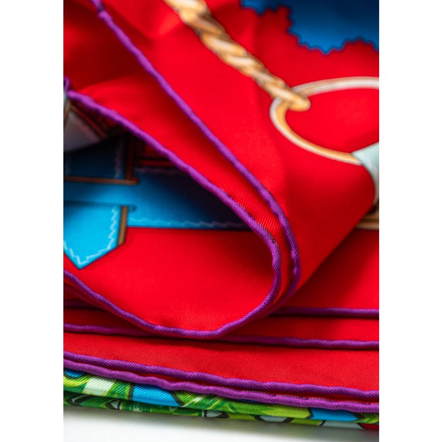 Carré en soie « Cuivrerie Rouge »