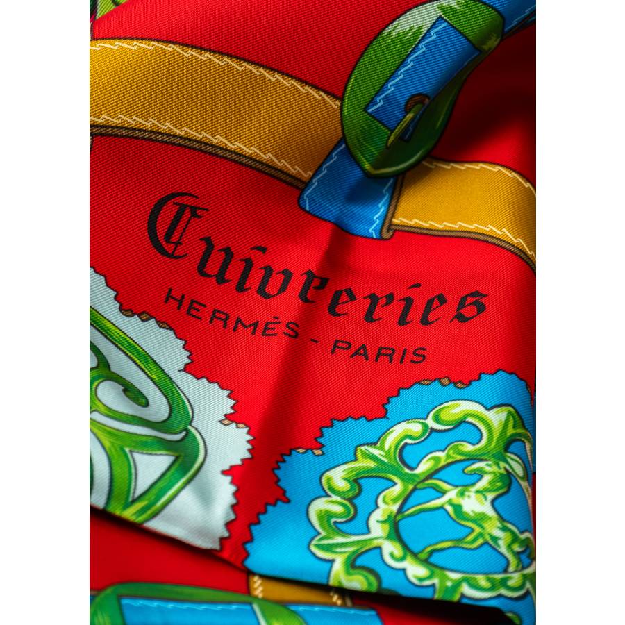 Carré en soie « Cuivrerie Rouge »