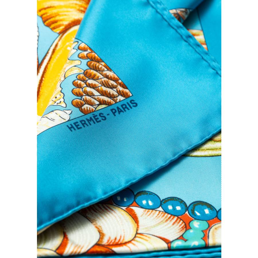 “Rocaille II” silk square