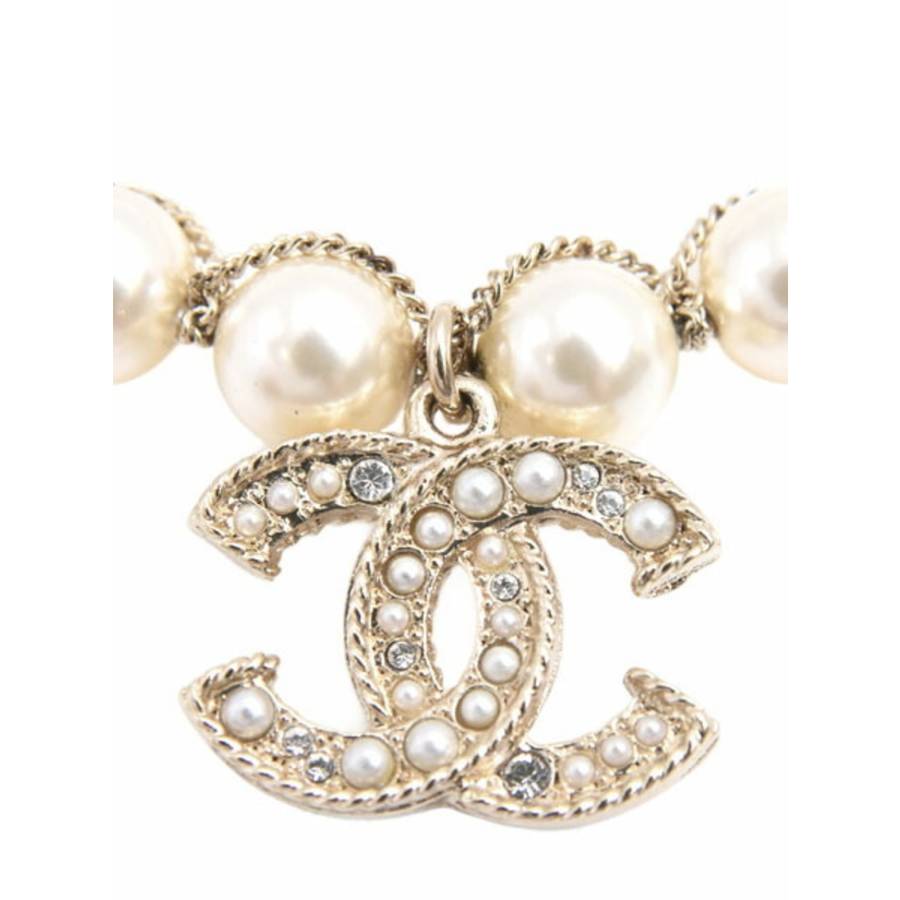 Bracelet CC en perles