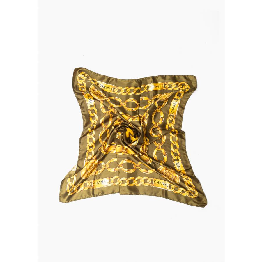 Carré en soie verte