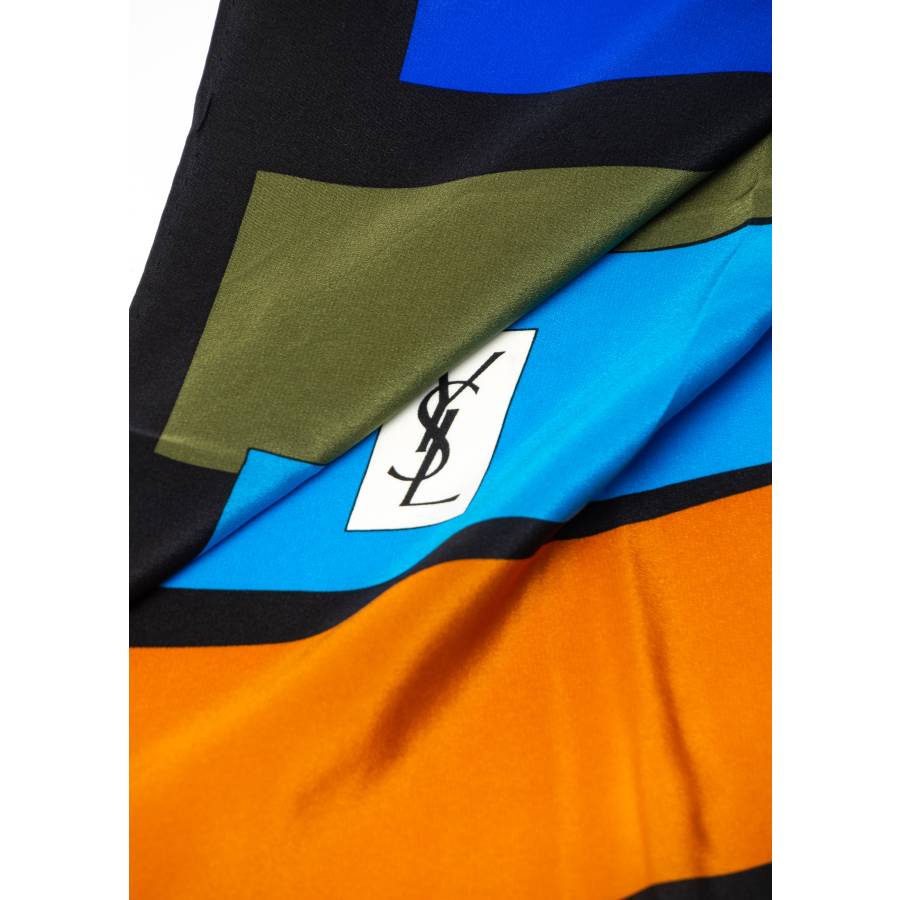 Foulard en soie multicolore