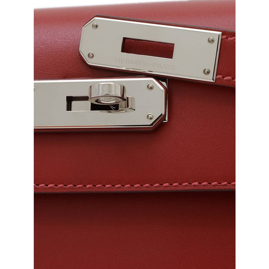 Kelly 28 en cuir Tadelakt rouge
