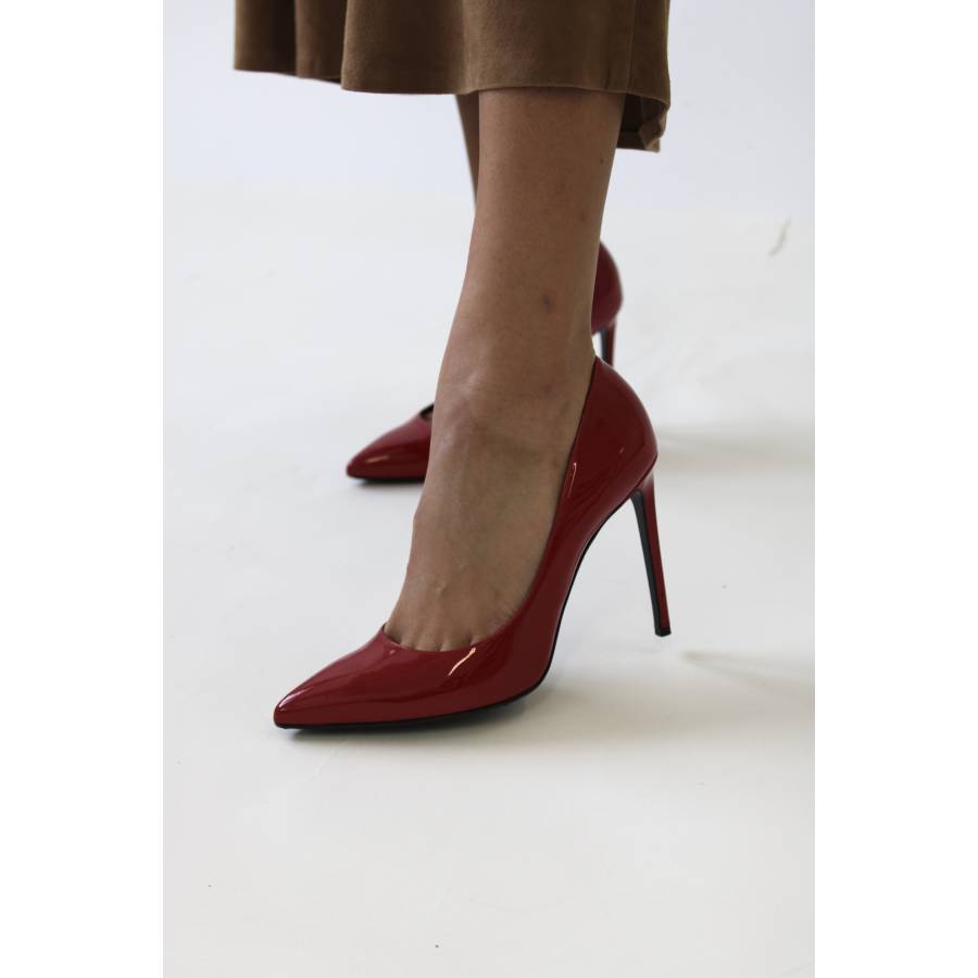 Escarpins en cuir vernis rouge