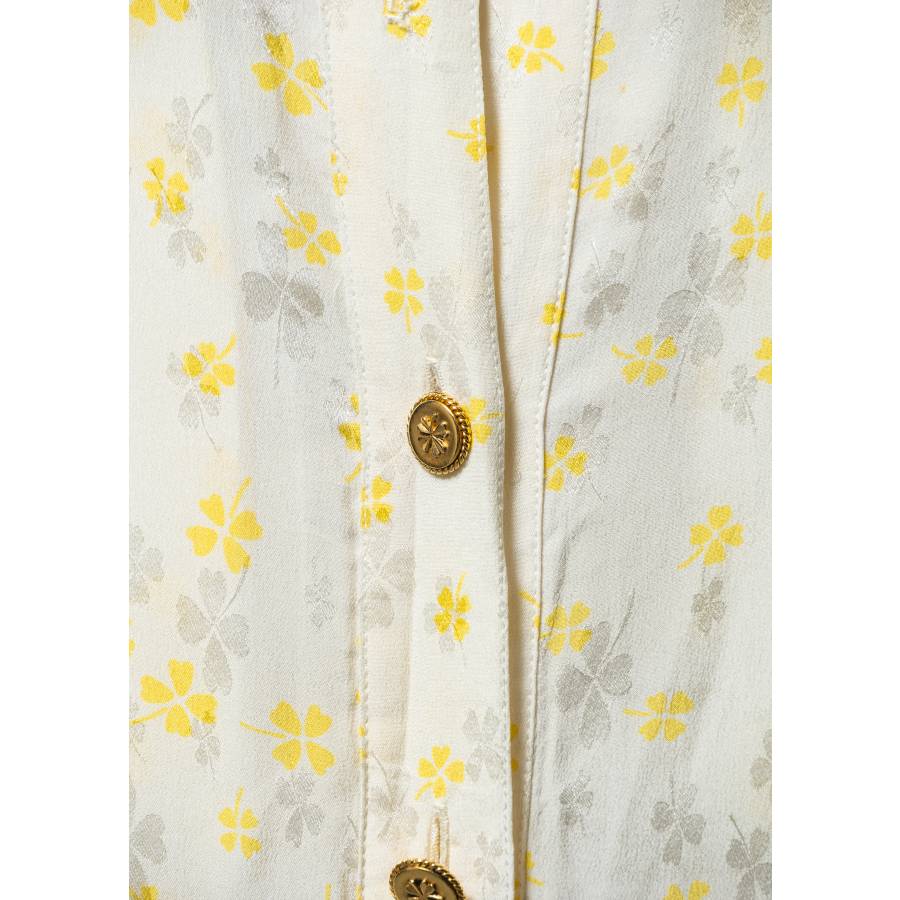 Robe en soie à fleurs