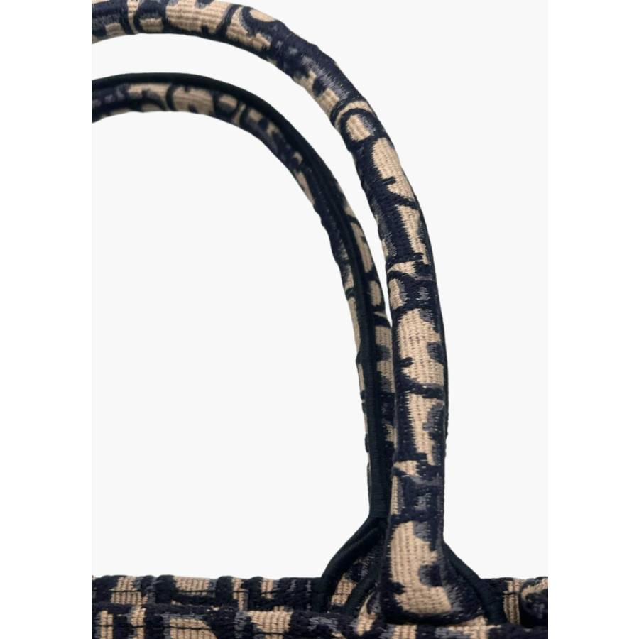 Book Tote Medium Broderie