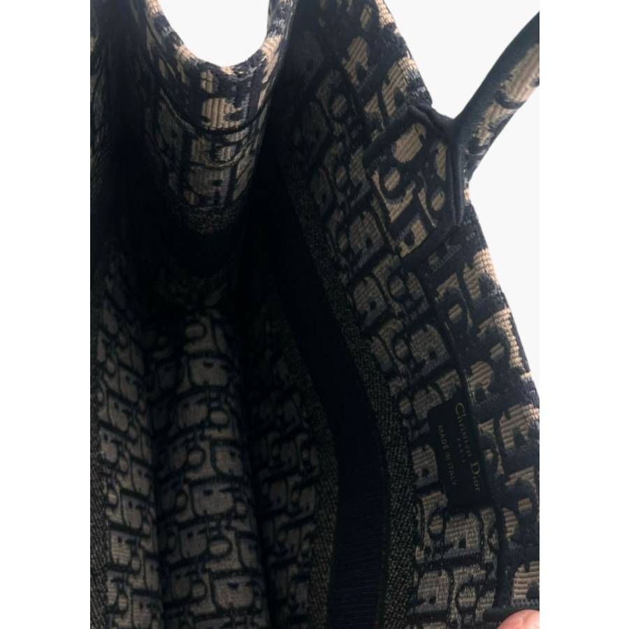 Book Tote Medium Broderie