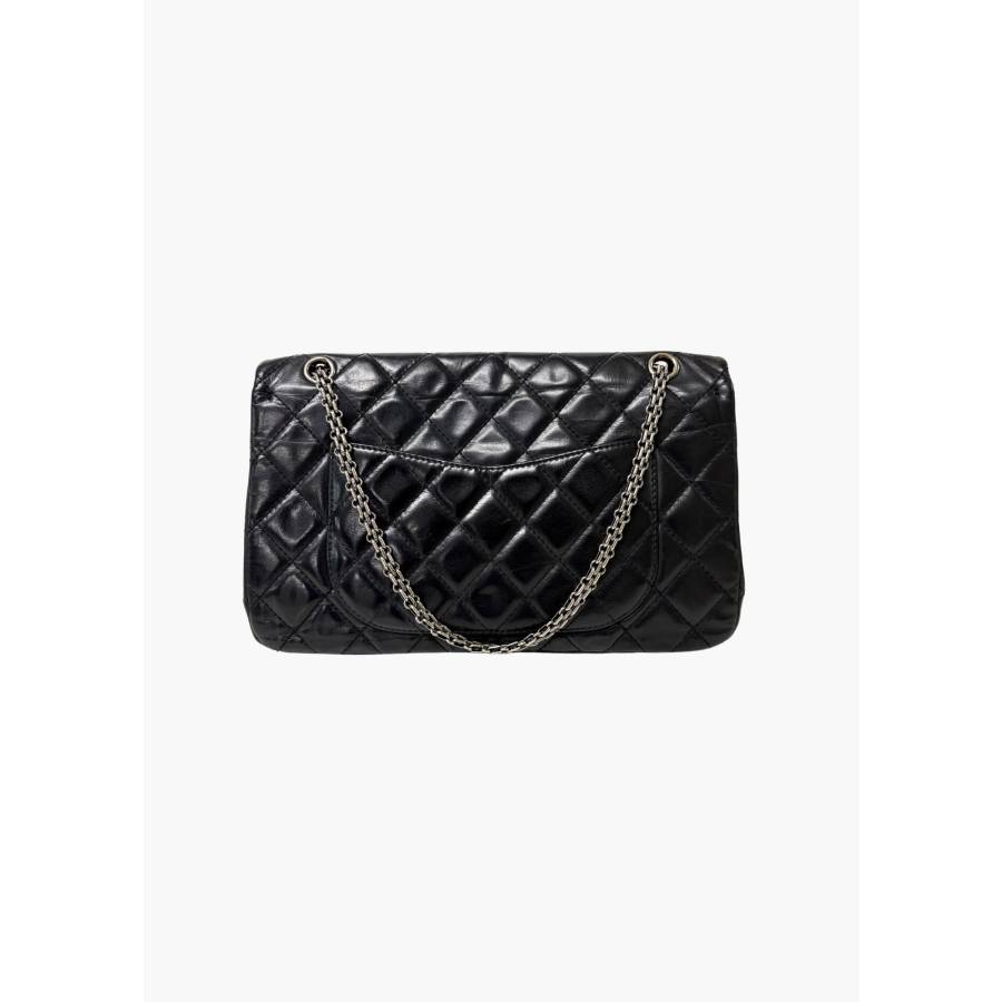 Große 2.55 Tasche aus schwarzem, gestepptem Leder mit Kettenriemen