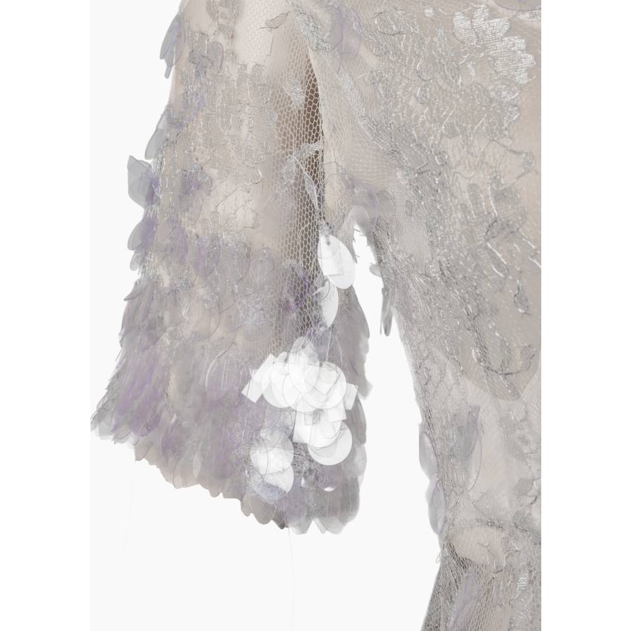 Haut gris en dentelle et sequins à manches courtes