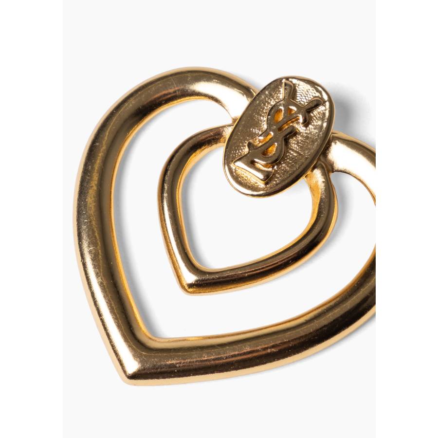 Pince à foulard en forme de cœur doré