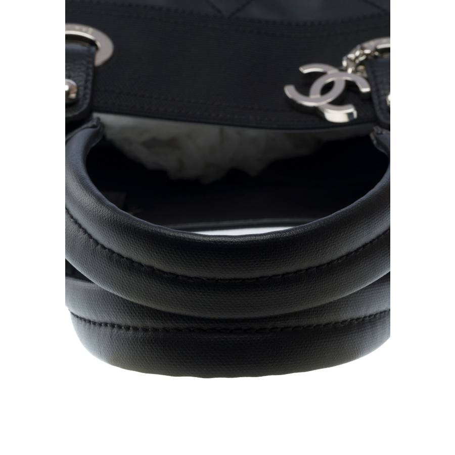 Tasche „Paris-Biarritz“ aus schwarz beschichtetem Canvas