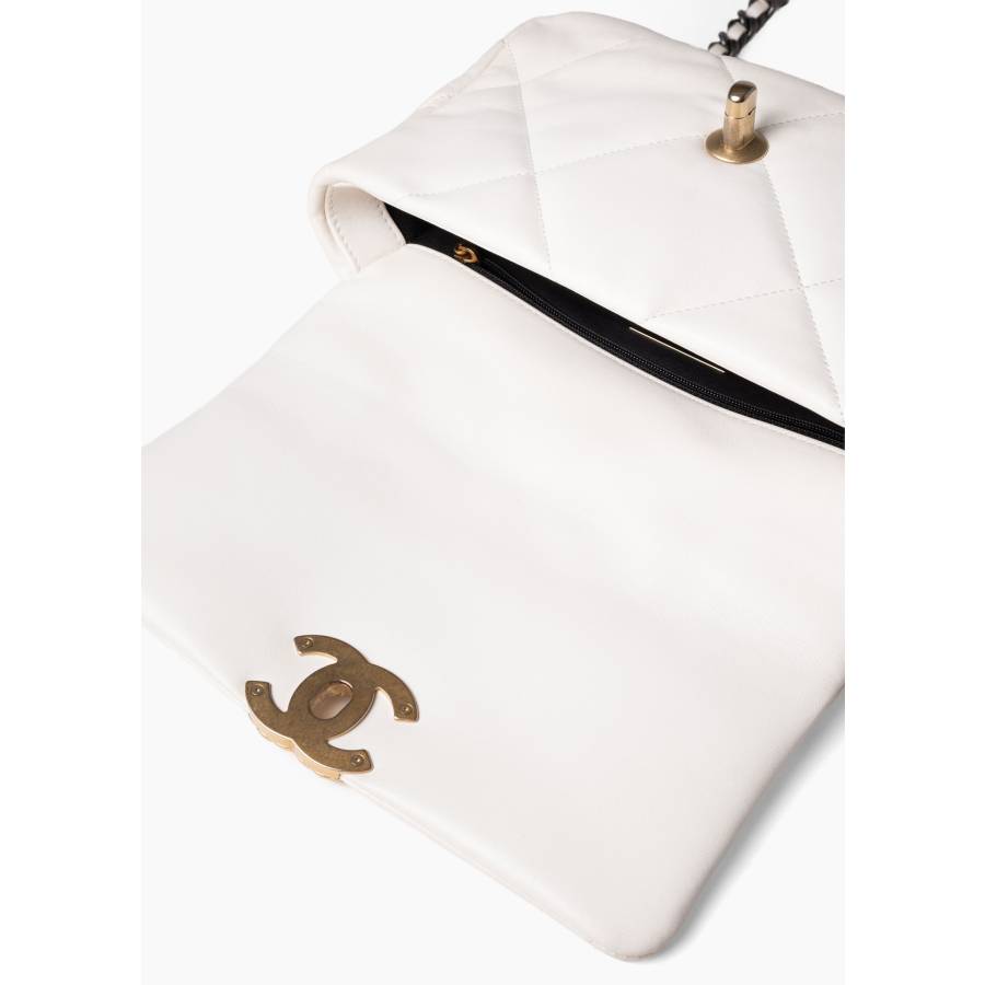 Chanel 19 flap bag in white leather