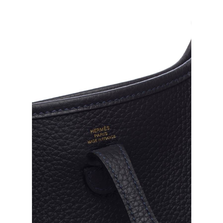 Evelyne 16 Bull Calf Clémence Caban